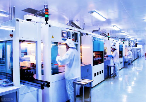 中企加速自主造芯步伐 16座晶圓廠在建，5個月產出1400億顆芯片，設備采購額達385億美元